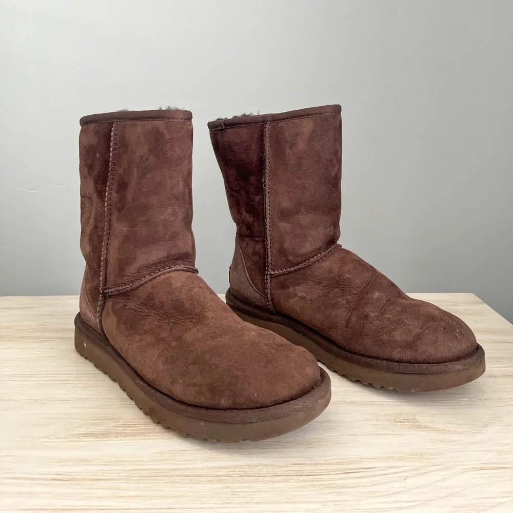 UGG Women’s Classic Short II Sheepskin Boots - Chocolate Brown